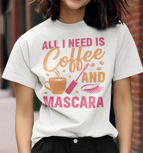 Motiv mit Kaffee und Mascara, von Nicoles-Transferwelt, auf weißem Hintergrund, detailreiche Darstellung der beiden Gegenstände.