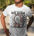 Motivbild mit dem Text „NO RUSH“ in Schwarz auf hellem Hintergrund, von Nicoles-Transferwelt.
