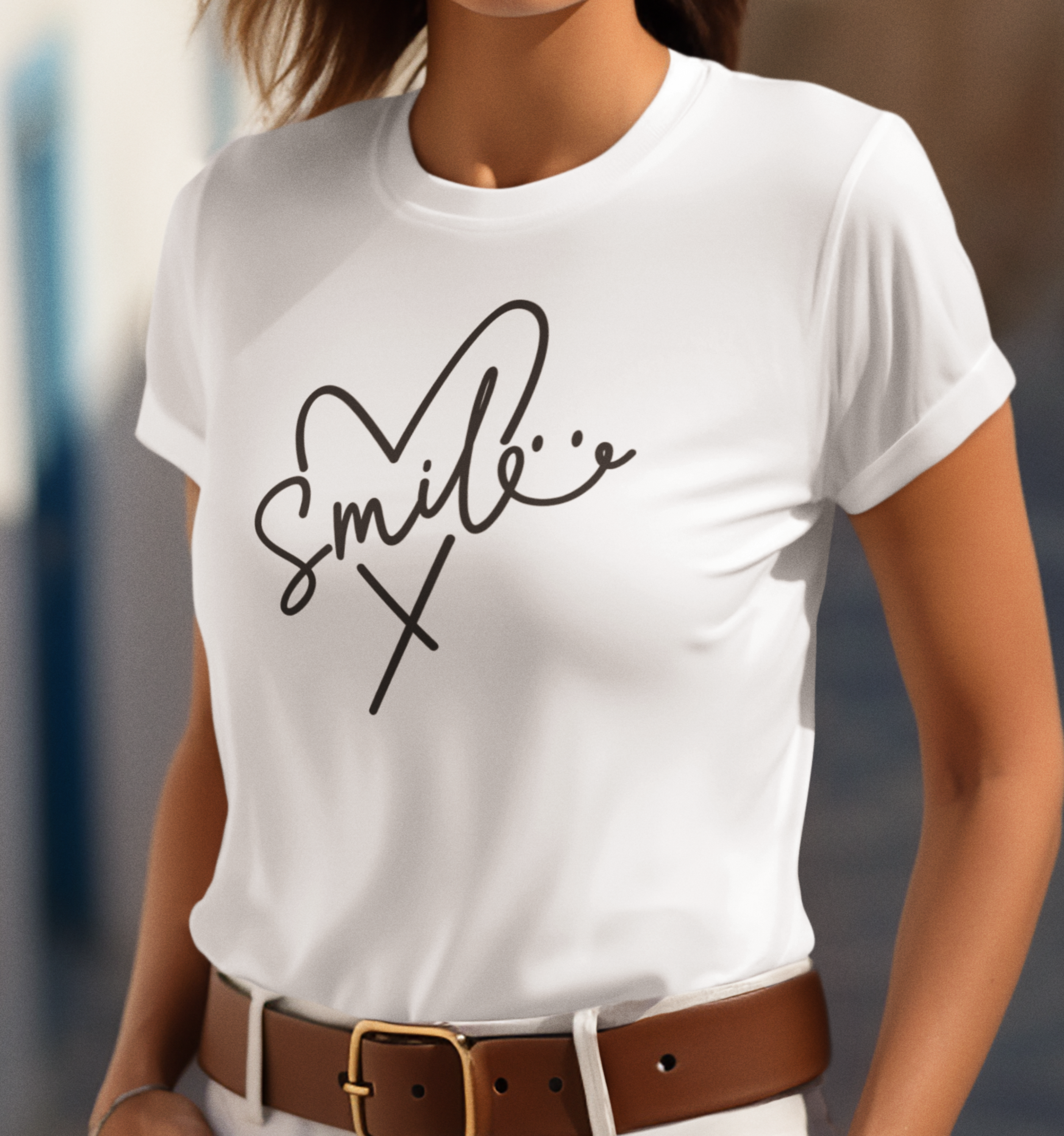Herz-Motiv mit Smile-Design, schwarzes Nicoles-Transferwelt-Transferbild, auf weißem Hintergrund.